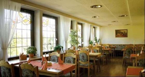 Hotel Zum Alten Brauhaus Обервиезентал Екстериор снимка